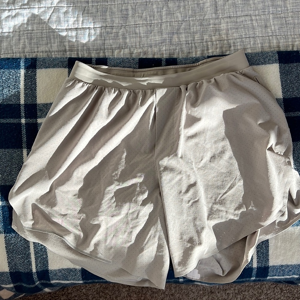 Lululemon Fast and Free 6in Lined Shorts
